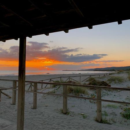 Camping San Teodoro La Cinta Hotel Bagian luar foto